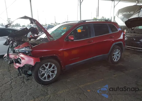 2016 Jeep Cherokee Latitude z USA, uszkodzony, nr VIN 1C4PJLCS1GW324298